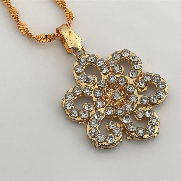 Women Necklace Gold Tone Fashion Bollywood Pendant - Picture 5 of 8